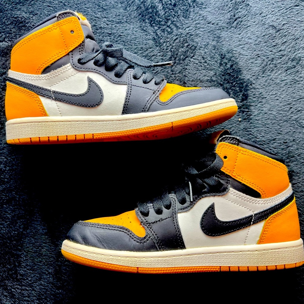 Kids - Jordan Retro - High - Size 2